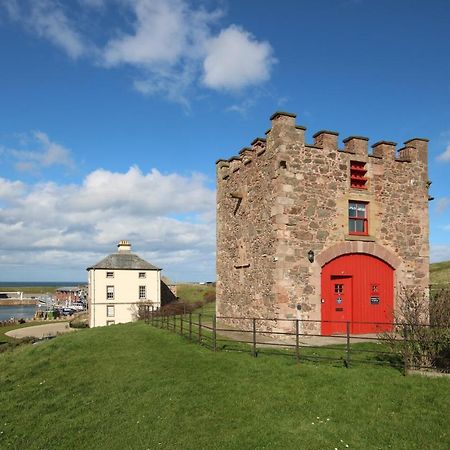 Villa Nisbet'S Tower Eyemouth Exterior foto